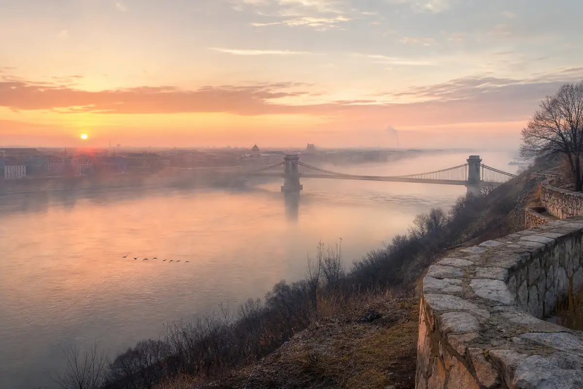 The Chain Bridge in the morning mist